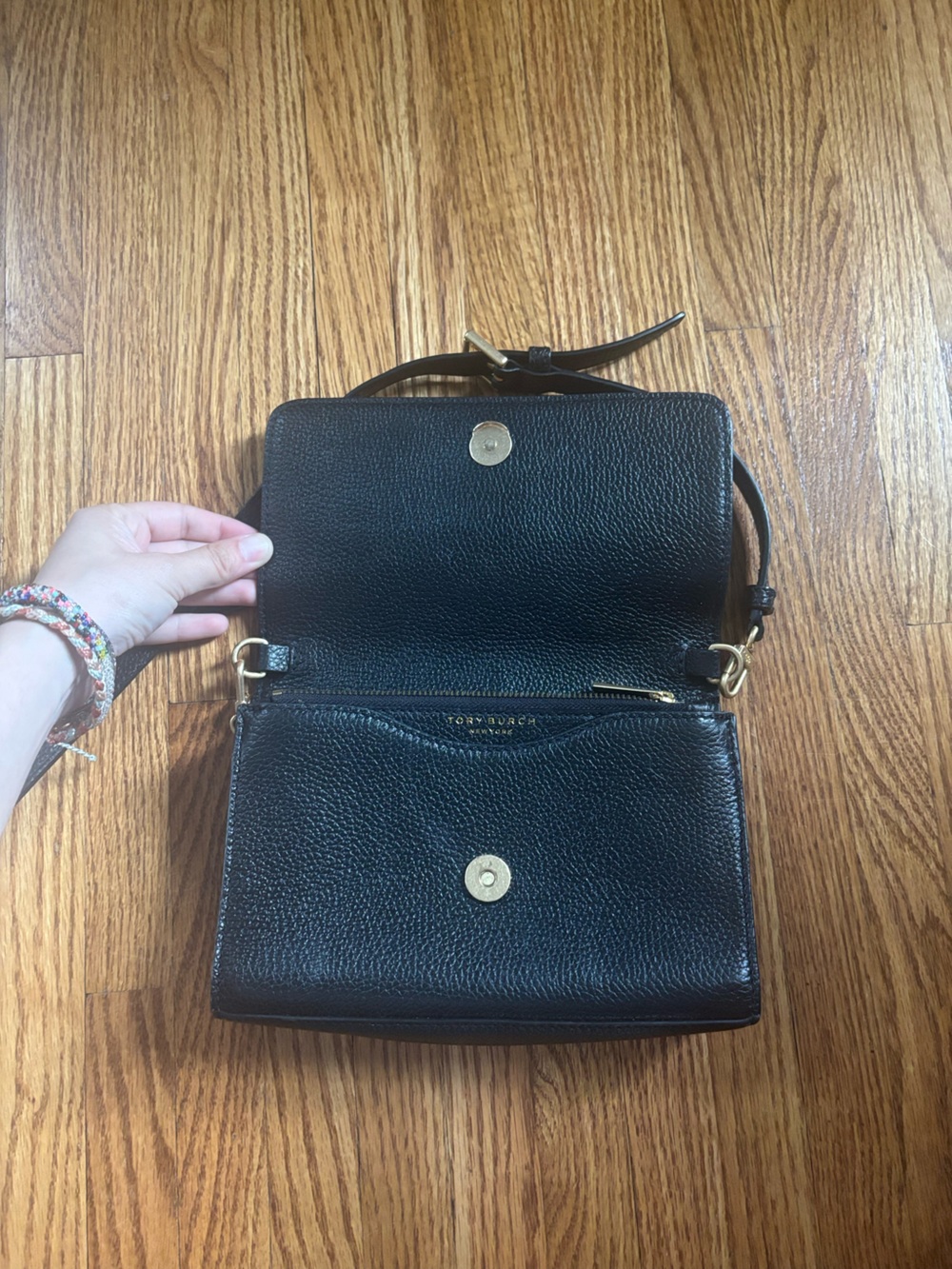 Tory Burch Black Pebbled Leather Crossbody with Gold Logo - Picture 3 of 5